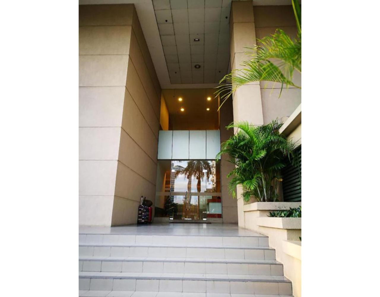 The Regency Luxury Suite -Gurney Strait Quay Tanjung Tokong 외부 사진